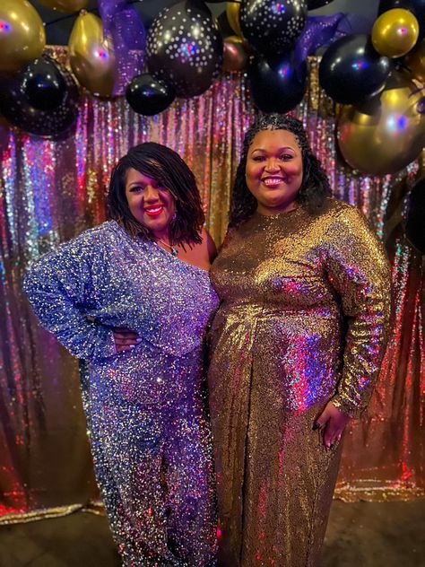 Chasi Jernigan and Keyosha Emerson wearing sequin at the sneaker ball Plus Size Glitter Outfit, Disco Plus Size Outfit, 70s Disco Party Outfit Plus Size, Plus Size Disco Outfit, Plus Size Sequin Outfit, Sequin Shirt Outfit, 70s Disco Party Outfit, Plus Size Sequin Jumpsuit, Studio 54 Outfits