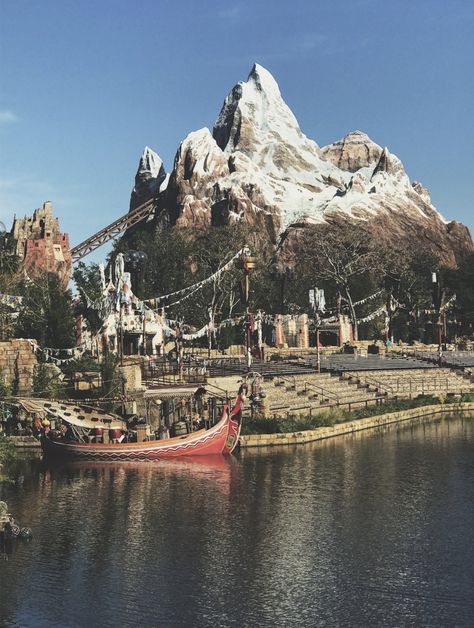 Disney World Aesthetic Animal Kingdom, Discovery Island Disney, Expedition Everest Disney, Disney World Aesthetic, Disney Worlds, Expedition Everest, Discovery Island, Disney Animal Kingdom, Disney Inspiration