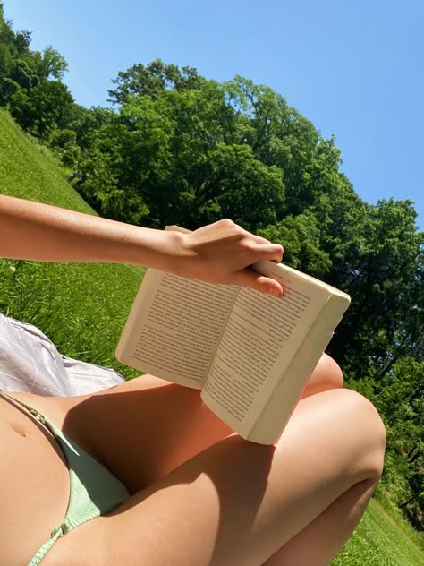 Laying Outside Aesthetic, Reading On Grass Aesthetic, Summer Minimalist Aesthetic, Wellness Summer Aesthetic, Warm Girl Aesthetic, Summer Aesthetic Reading, Whimsical Summer Aesthetic, Suntanning Aesthetic, Healing Summer Aesthetic