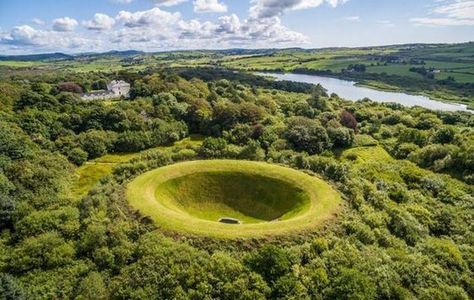 James Turrell's Irish Sky Garden: A living sculpture carved into the Irish landscape, where the blue of the sky meets the green of the hills. Places To Stay In Ireland, Living Sculpture, Irish Garden, Best Of Ireland, Ireland Destinations, Irish Countryside, Irish Landscape, Ireland Vacation, Visit Ireland