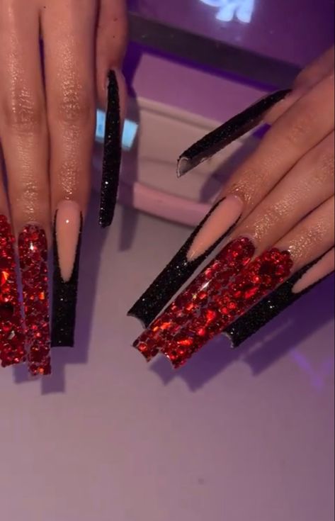 Red Nails With Black Bottoms, Red Bottom Bling Nails, Black Nails With Red Bottoms, 18th Photoshoot, Practice Nails, Red Nails Glitter, Baddie Nails, Quince Ideas, Birthday Shoot