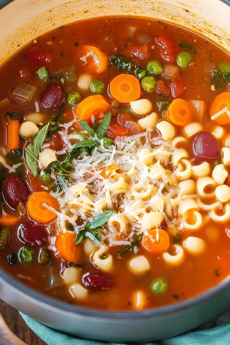 CHUNKY ITALIAN VEGETABLE SOUP Vegetable Soup With Fresh Vegetables, Chunky Italian Vegetable Soup, Roasted Vegetable Soups, Vegetarian Italian Soup, Vegetable Tomato Soup, Soup Recipes Vegetable, Veggie Soup Recipe, Italian Vegetable Soup, Veggie Soup Recipes