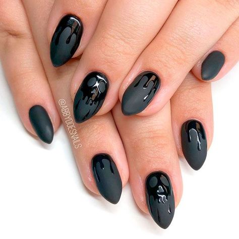 Matte And Glossy Halloween Nail Art #easynails ★ Got through thousands of Halloween nail designs but none of them seem to appeal to you? This gallery is your saving grace: we’ve selected only the trendiest ideas of nailart you could ever see. Dive in to get inspired by easy & awesome acrylic and simple & scary gel ideas to make this eve special. #glaminati #lifestyle #halloweennailideas Halloween Nail Ideas, Nail Art Halloween, Witch Nails, Halloween Nails Easy, Witchy Nails, Halloween Acrylic Nails, Masks Diy, Gothic Nails, Games Diy