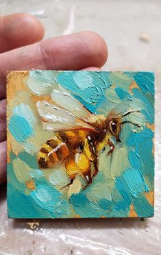 Arte Indie, Bee Painting, Small Canvas Art, Mini Canvas Art, Art Painting Acrylic, Painting Art Projects, Mini Paintings, Small Paintings, Cool Stuff