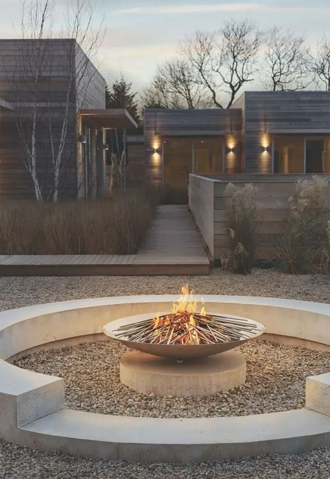 Rustic Fire Pit Area, Sunken Fire Pit Ideas Backyard, Bonfire Pit Ideas, Firepit Design, Bonfire Pit, Salt Wall, Outdoor Fire Pit Area, Bonfire Pits, Sunken Fire Pits