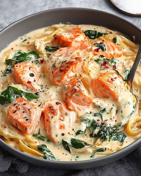 Salmon Florentine - Recipessin Salmon Florentine Recipe, Salmon Florentine, Salmon With Cream Sauce, Smoked Salmon And Eggs, Spinach Sauce, Salmon With Lemon, Beef Short Rib Recipes, Lemon Orzo, Salmon Eggs