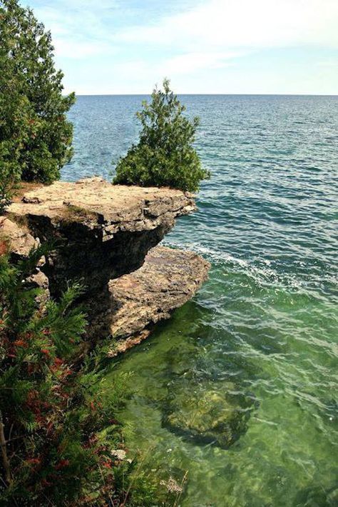 10 Places To Visit In Door County, Wisconsin Wisconsin Aesthetic, Door County Wi, Door County Wisconsin, Midwest Travel, Wisconsin Travel, In Door, Door County, Lake Michigan, Vacation Spots