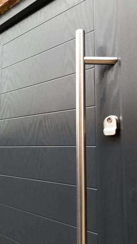 Contemporary composite door from www.xtremedoor.co.uk slate grey with long handle in satin stainless steel Grey Main Door, Long Door Handles, Front Door Handles, Grey Doors, Main Door, Slate Grey, Long Handles, Door Handles, Front Door