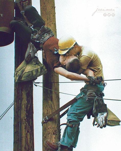 The Lifesaver Robert Cornelius, Power Lineman, Robert Mapplethorpe, Pulitzer Prize, Kiss Of Life, Power Lines, Nagasaki, The Kiss, High Voltage