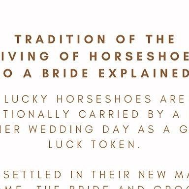 Florence & Tilly on Instagram: "Lucky Wedding Horseshoe Tradition 🎊👰🏻🍀 💕 #luckyhorseshoe #weddingtradition #horseshoe #weddinghorseshoe #luckycharm #goodluck #lucky #weddingday #weddinggift #weddingpresent #newlywedgifts" Bridal Horseshoe, Wedding Horseshoes, Horse Wedding, Lucky In Love, Lucky Horseshoe, Horse Shoe, Newlywed Gifts, Lucky Charm, Florence