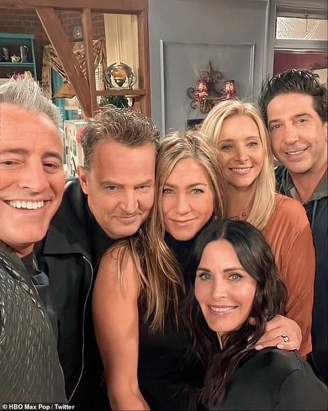 Friends 1994, Friends Tv Quotes, Friends Best Moments, Friends Reunion, Friends Scenes, Jenifer Aniston, Matt Leblanc, David Schwimmer, Friends Cast