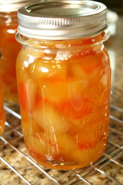 Watermelon Canning Recipes, Canned Watermelon, Watermelon Preserves, Watermelon Rind Preserves, Pickled Watermelon Rind Recipe, Fruit Preservation, Watermelon Rind Recipes, Pickles Recipes, Pickled Recipes