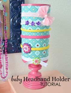 DIY Baby Headband Holder Tutorial - made from a oatmeal canister! Diy Baby Headband Holder, Baby Headband Holder, Baby Headband Holders, Oatmeal Canister, Diy Headband Holder, Headband Holders, Diy Baby Headband, Diy Baby Headbands, Headband Holder