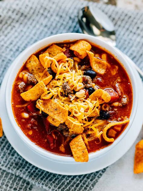 Santa Fe Soup - The Recipe Life Mexican Pizza Taco Bell Copycat, Mexican Pizza Taco Bell, French Silk Brownies, Soup Recipe With Chicken, Santa Fe Soup, Homemade Butterfingers, Chili Cheese Fritos, Recipe With Chicken, Mexican Pizza