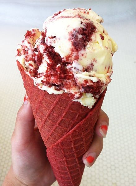 Red Velvet Cake Ice Cream, Red Velvet Ice, Sprinkles Ice Cream, Desserts Ice Cream, Baby Ice Cream, Red Velvet Desserts, Red Velvet Ice Cream, Blue Bell Ice Cream, Cheyenne Wyoming