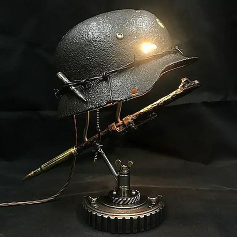 Soldier Helmet, Winter Camo, Battle Of Stalingrad, Loft Stil, Porto Rico, Style Loft, Military Personnel, Palau, Lamp Decor