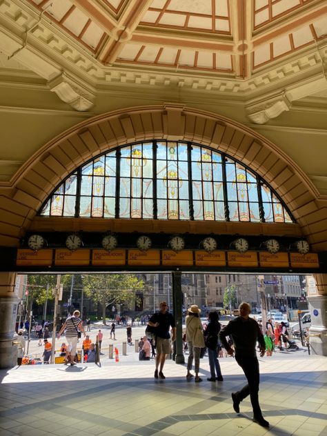 flinders street station Melbourne Photoshoot, Melbourne Aesthetic, Station Aesthetic, Flinders Street Station, Melbourne Trip, Life Manifestation, Melbourne Wedding, Wedding Session, Island Home