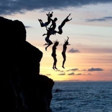 cliff jumping. This summer.. We ARE doing this. Cliff Diving, Summer Bucket, Mahatma Gandhi, 인물 사진, Too Faced, Summer Of Love, 그림 그리기, Beach Life, Crystal Clear