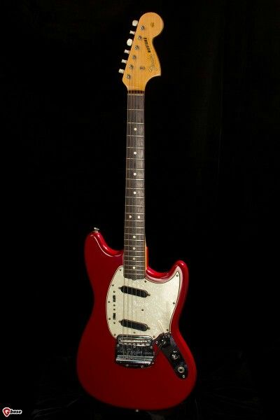 Fender-1965-Mustang RED Mustang Electric Guitar, Fender Mustang Guitar, Mustang Guitar, Mustang Red, Dream Guitar, Fender Mustang, 1965 Mustang, Tokyo Hotel, Guitar Obsession