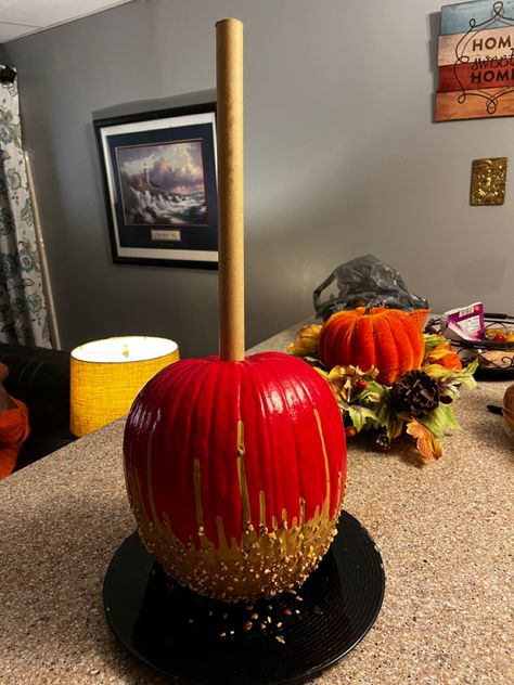 Candy Apple Pumpkin Painting, Carmel Apple Pumpkin Contest, Candy Apple Pumpkin, Carmel Apple Painted Pumpkin, Diy Pumpkin Candy Bowl, Pumpkin Candy Bowl, Carmel Candy, Candy Bucket, Candy Display