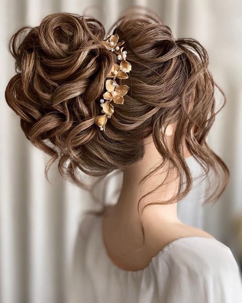 Curled Updo, Messy Hair Updo, Loose Updo, Romantic Updo, Romantic Wedding Hair, Curly Updo, Messy Updo, Bridal Hair Updo, Curly Hair Updo