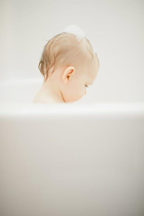 Bath Time Bath Pictures, Bath Photography, Baby Fotografie, Baby Baden, Time Photography, Baby Bath Time, Foto Baby, Foto Tips, Baby Bath