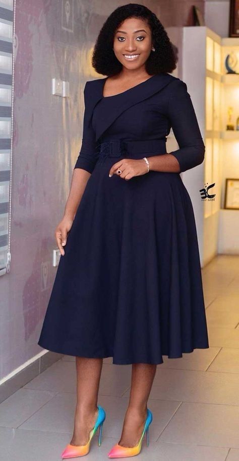 b29eed44276144e4e8103a661f9a78b7desc52033872ri To Start A Conversation, Corporate Dress, Best African Dresses, Short African Dresses, African Fashion Skirts, African Wear Dresses, Afrikaanse Mode, African Fashion Traditional, Office Dresses For Women