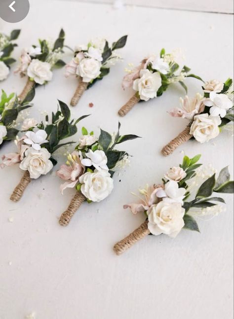 Groomsman Boutonniere, Boutineer Wedding, Wedding Succulents, Small Wedding Bouquets, Turkey Wedding, Rustic Boutonniere, Groomsmen Boutonniere, Wedding Boutonniere, Boho Bouquet