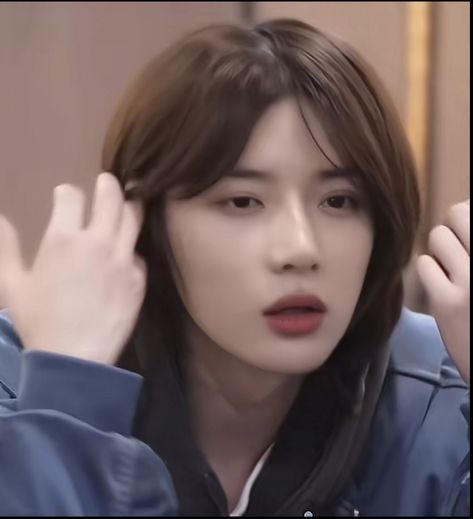 Beomgyu Blue Hair, Beomgyu Short Hair, Long Hair Beomgyu, Beomgyu Long Hair, Most Ardently, Choi Beomgyu, Chapter One, Blue Springs, Funny Reaction Pictures