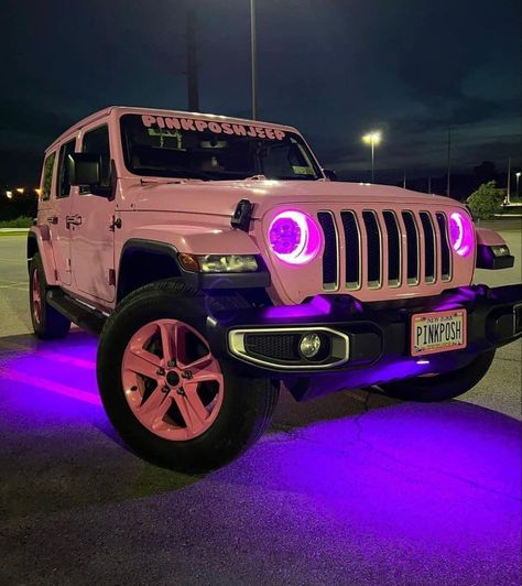 Pink Jeep Wrangler, Preppy Car, Custom Jeep Wrangler, Pink Jeep, Dream Cars Mercedes, Car Deco, Pink Truck, Dream Cars Jeep, Custom Jeep