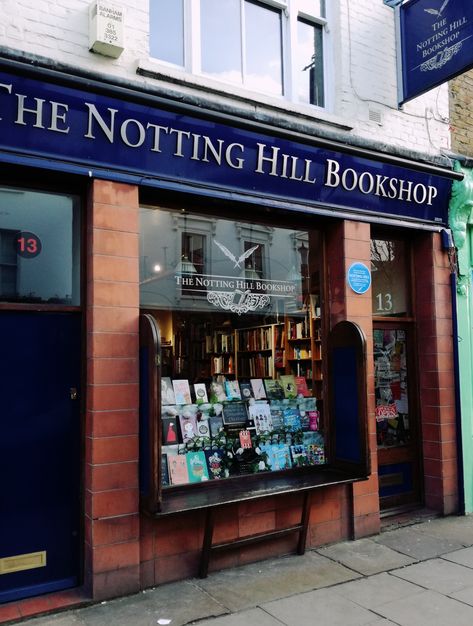 Notting Hill Bookshop, London Bookshop, Bookstore Ideas, Notting Hill London, Notting Hill, London Life, Popular Books, Famous Books, Instagram Photo Inspiration