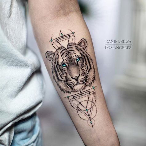 Daniel Silva Tattoo, Geometric Tiger Tattoo, Tattoo Advice, Geometric Animal Tattoo, Tiger Tattoo Sleeve, Daniel Silva, Realistic Rose Tattoo, Famous Tattoo Artists, Elements Tattoo