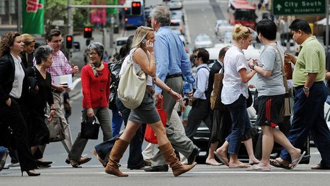 DAILY LIFE: It is a busy place downtown in Sydney it is busy everyday there because it is a big town Sydney is like times square. People Crowd, Life Drawing Reference, Busy Street, People Walking, Job Security, Busy People, Work From Home Tips, Figure Poses, Productivity Tips