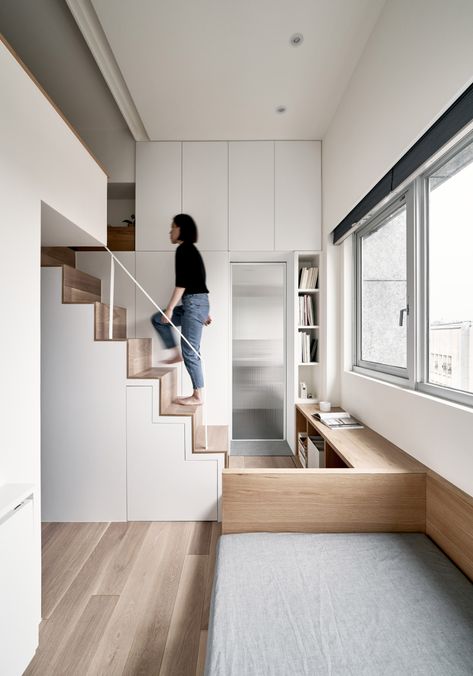 Recessed Shelves, Apartment Entryway, Micro Apartment, Tiny Apartments, Micro House, Wuthering Heights, 아파트 인테리어, Tiny Apartment, Taipei Taiwan