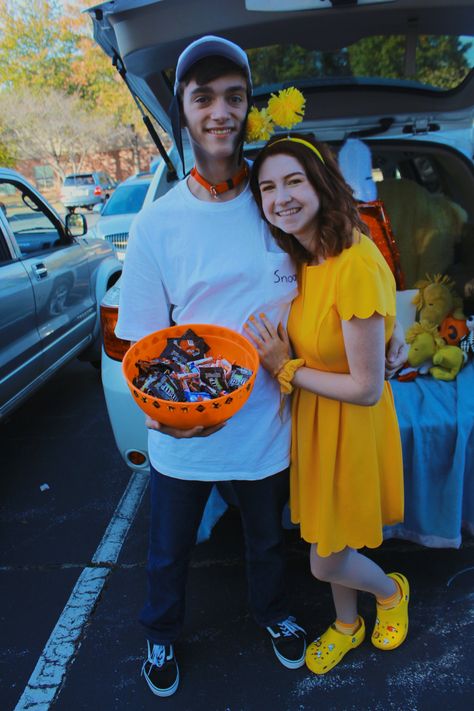 Snoopy and Woodstock Costume Diy Snoopy And Woodstock Costume, Woodstock Snoopy Costume, Woodstock Costume Diy, Woodstock Peanuts Costume, Snoopy And Woodstock Halloween Costume, Woodstock Halloween Costume, Snoopy Woodstock Costume, Woodstock And Snoopy Costume, Woodstock Costume Peanuts Diy