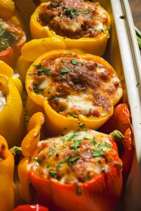 Simple Stuffed Peppers Simple Stuffed Peppers, Italian Stuffed Bell Peppers, Best Stuffed Bell Peppers, Baked Stuffed Peppers, Stuffed Pepper Recipe, Italian Stuffed Peppers, Turkey Lasagna, Gluten Free Turkey, Pepper Recipe