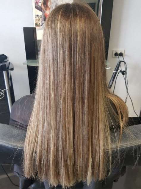 #BlondeHairGoals #BlondeTransformation #HairMakeover #BlondeBeauty #BlondeAmbition #HairInspo #BlondeBombshell #BlondeJourney #NewHairWhoDis #BlondeVibes #HairTransformation #BlondeLife #BlondeHighlights #BlondeObsessed #BlondeMagic Virgin Hair Highlights, Virgin Dark Blonde Hair, Simple Natural Highlights, Blonde Highlife On Brown Hair, Partial Highlights On Dark Blonde Hair, Melted Caramel Hair, Dark Blonde Hair Extensions, Light Honey Brown Hair With Highlights, Dirty Blonde Straight Hair