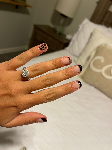 French With Leopard Nails, Kane Brown Concert Nails, Short Square Cheetah Nails, Concert Nails Short, Summer Concert Nails, Zach Bryan Concert Nails, Dark Nails With Design, Nail Inspo Western, Stagecoach Nails