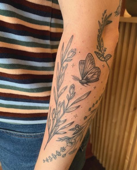 Granola Patchwork Tattoos, Small Flower Filler Tattoo, Botanical Patchwork Tattoo, Floral Sleeve Filler Ideas, Scattered Sleeve Tattoo Women, Half Sleeve Tattoos Nature, Floral Patchwork Sleeve Tattoo, Wild Flower Tattoo Sleeve, Floral Filler Tattoo