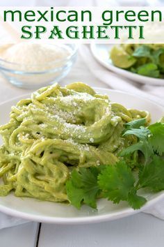 Mexican Spaghetti With Creamy Poblano Sauce, Spaghetti With Poblano Sauce, Green Spagetti Recipe, Green Pepper Pasta Sauce, Green Chicken Spaghetti Recipe, Mexican Spaghetti Green, Green Poblano Spaghetti, Creamy Green Pasta Sauce, How To Make Green Spaghetti