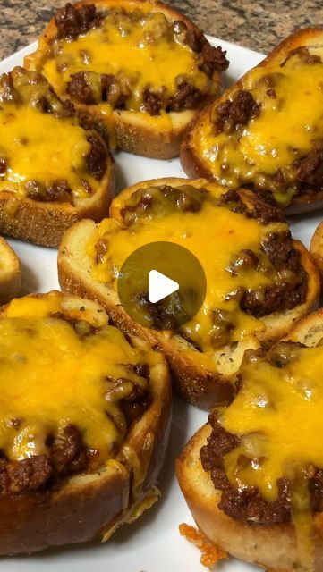 Carman Wilken on Instagram: "These Texas Toast Sloppy Joes are inexpensive and delicious and incredibly easy to make! #sloppyjoes #texastoast #easyrecipe #yum #kidapprovedrecipes #budgetmeals #food" Sloppy Joe Roll Ups, Sloppy Joe Recipe Videos, Sloppy Joe On Garlic Texas Toast, Texas Toast Sandwich Ideas, Healthy Breakfast Recipes Easy Quick, Texas Toast Sloppy Joes, Carman Wilken, Easy Tailgate Food, Grilled Cheese Sloppy Joe