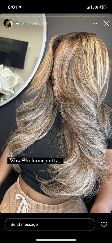 Blonde Hair With Roots, Frontal Wig Hairstyles, Birthday Hair, Honey Blonde Hair, Ash Blonde Hair, Have Inspiration, Dope Hairstyles, Hair Laid, Hair Life