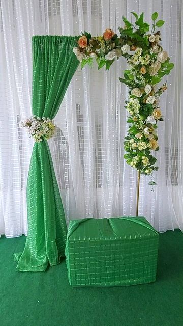 Sunflower Wedding Decorations, Curtain Backdrops, Wedding Planning Decor, Wedding Backdrop Design, Arch Decoration, Arch Decoration Wedding, Wedding Floral Centerpieces, Wall Hanging Crafts, Balloon Backdrop