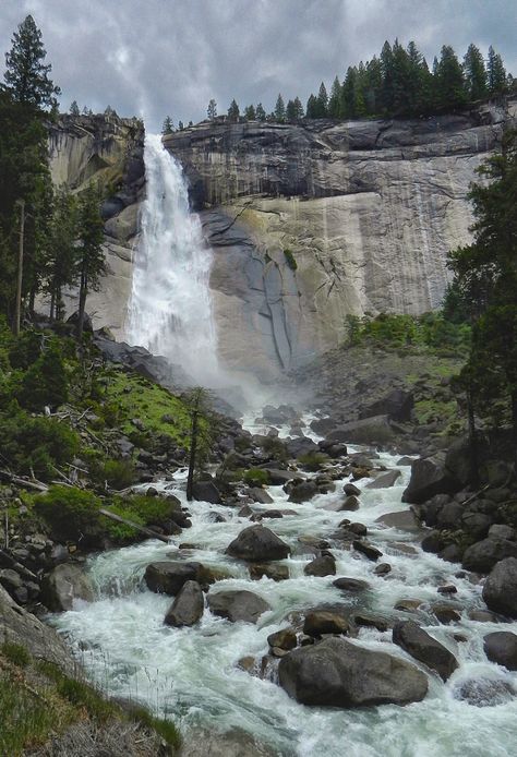 Nevada falls - Yosemite National Park California Camping Cornwall, Write Poems, California Camping, West Coast Road Trip, American Road, National Park California, Vacation Planner, American Road Trip, California National Parks