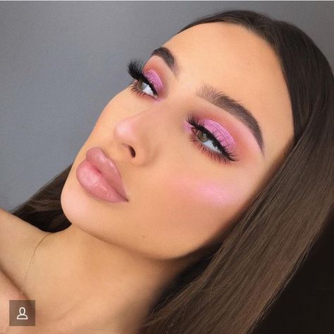 Pinterest: @idaliax0 🌹 Rosa Make-up, Makeup 2018, Pink Eye Makeup, Eye Makeup Looks, Pink Eye, Pink Eyeshadow, Pink Makeup, Makeup Goals, Her Eyes