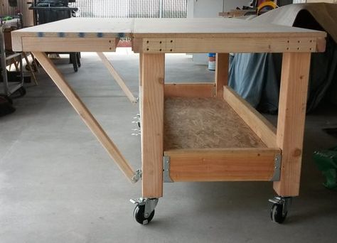 Workbench Plans Diy, Diy Table Saw, Diy Workbench, Workbench Plans, Garage Work Bench, Woodworking Table, Easy Wood Projects, Easy Wood, Woodworking Plans Diy