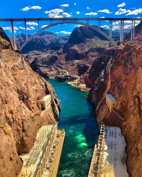 Day Trips From Las Vegas, Las Vegas Neon, Las Vagas, Boulder City, Red Rock Canyon, Nevada Travel, Lake Mead, Hoover Dam, Valley Of Fire