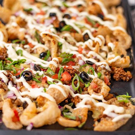 These Keto sheet Pan Nachos are an easy and delicious Mexican beef recipe. They are budget friendly, gluten free and healthy. Serve them up as an appetizer, for dinner or lunch, loaded with all your favorite toppings. #keto #ketorecipe #easyrecipe #budgetrecipe #mexican #healthy Keto Nachos Recipe, Pork Rind Nachos, Keto Sheet Pan, Mexican Food Recipes Beef, Keto Nachos, Sheet Pan Pork, Sheet Pan Nachos, Pan Nachos, Nachos Ingredients