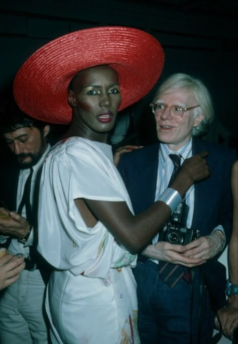 7 of Studio 54’s Iconic Style Moments - i-D Studio 54 Fashion, Studio 54 Outfits, Warhol Factory, Studio 54 Party, Paris Is Burning, International Friendship Day, Warhol Art, Grace Jones, Celebrity Culture