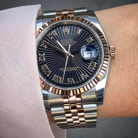 DATEJUST 36mm Dial : black roman sunburst Supernatural Style Rolex Boutique, Gents Watch, Watches Rolex, Rolex Watches For Men, Gents Watches, Rolex Watch, Stylish Watches, Rolex Submariner, Luxury Watches For Men